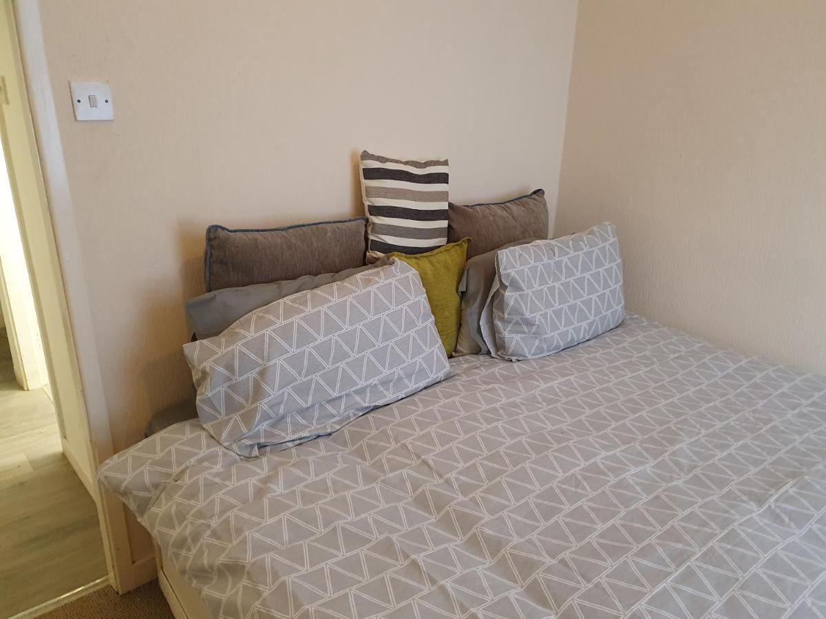 Litherland Apartment Екстериор снимка
